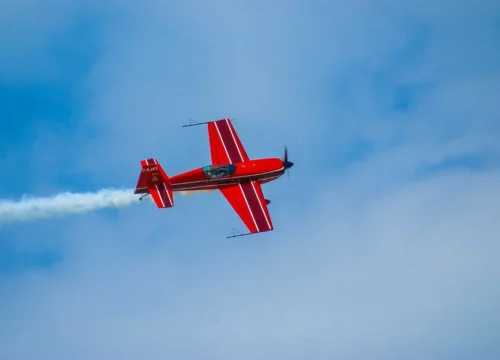 How do I speak to a live person at Breeze Airways?