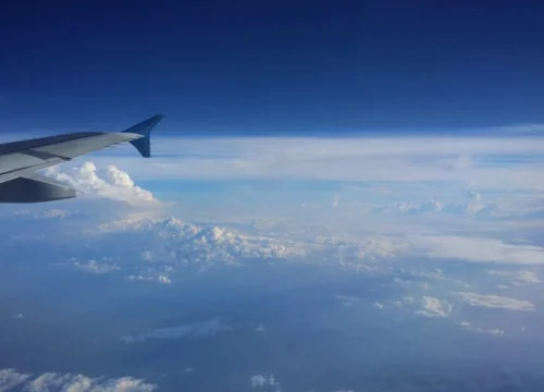 How do I talk to a live person at KLM Airlines?